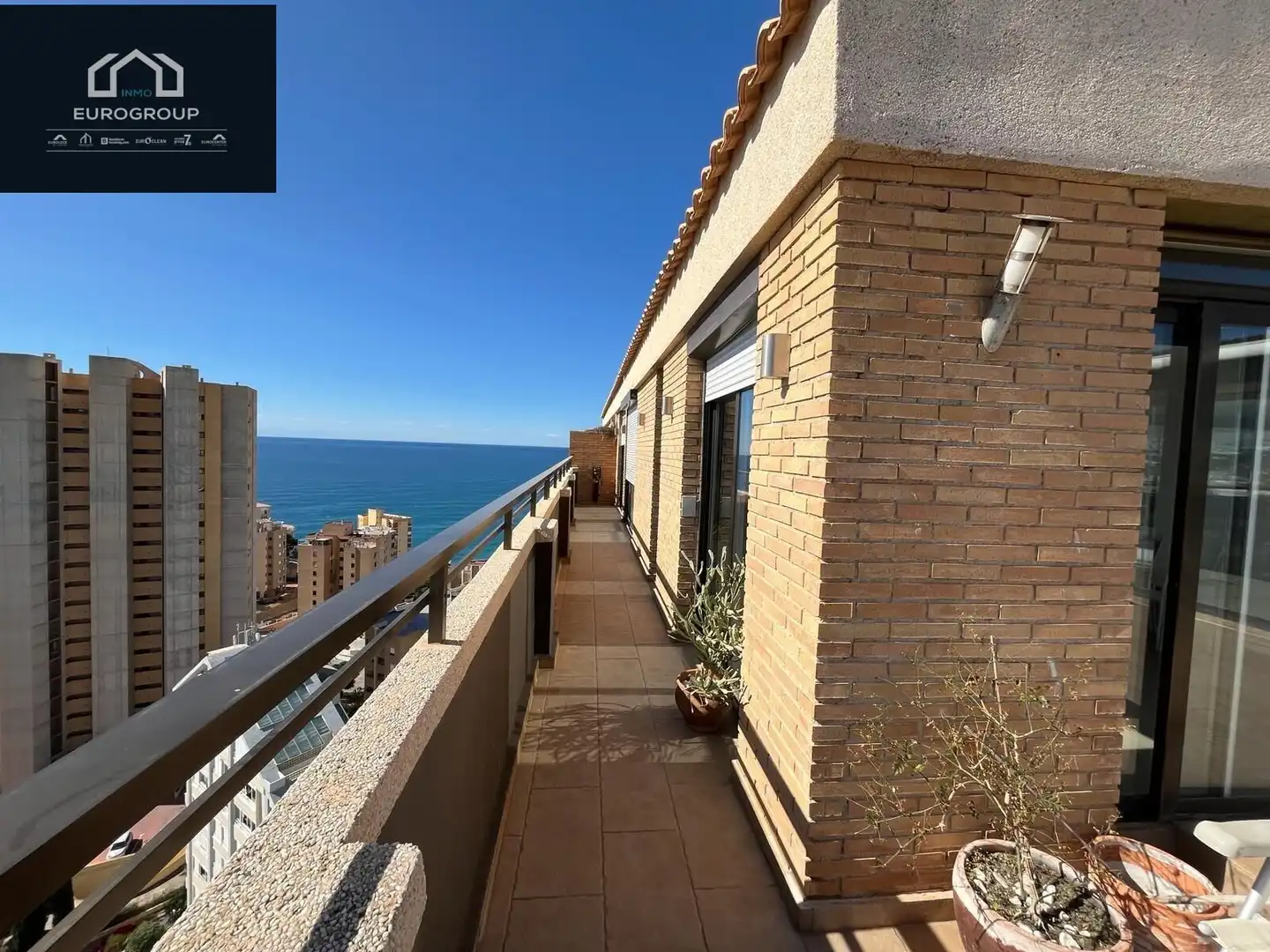 Vista exterior de Ático en venta en Finestrat con Aire acondicionado, Calefacción y Terraza