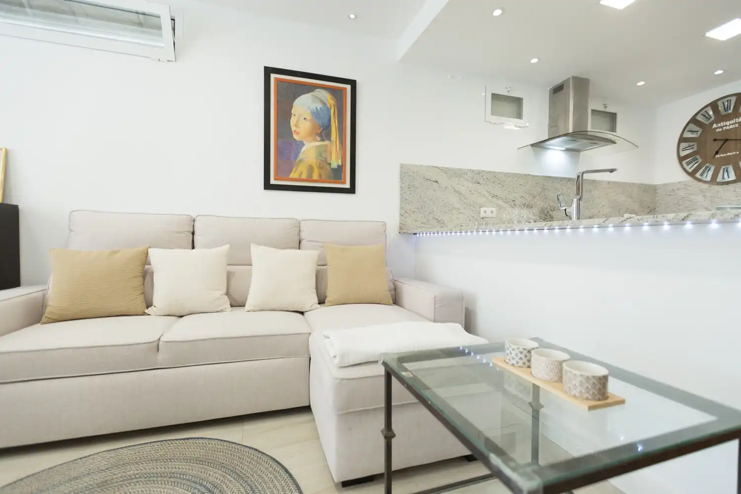 Ground floor for rent in Bello Horizonte - Lindasol