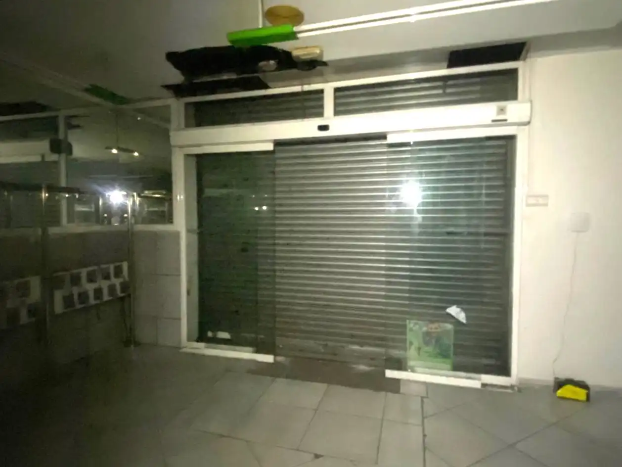 Business premises for sale in Carrer de l'Alcalde Armengou, imagen 23