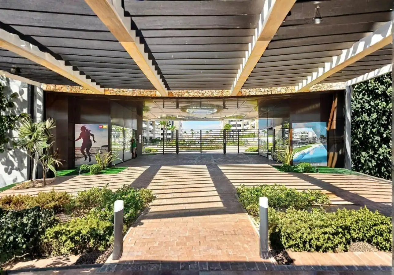Planta baixa en venda en Orihuela amb Aire condicionat, Jardí privat i Terrassa