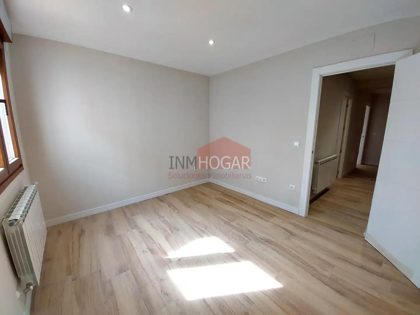 Habitación de Dúplex en venta en Arévalo con Calefacción, Terraza y Balcón