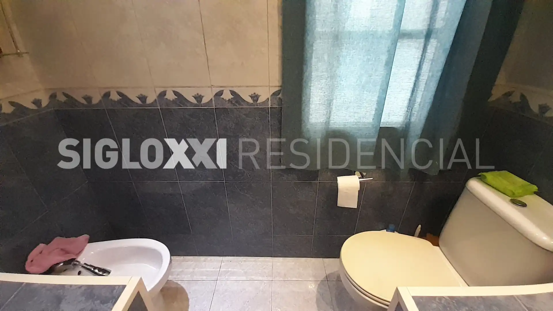 Baño de Piso en venta en Barcelona con Aire acondicionado, Calefacción y Balcón