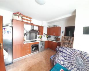 Cuina de Apartament en venda en  Sevilla Capital amb Aire condicionat i Rentadora