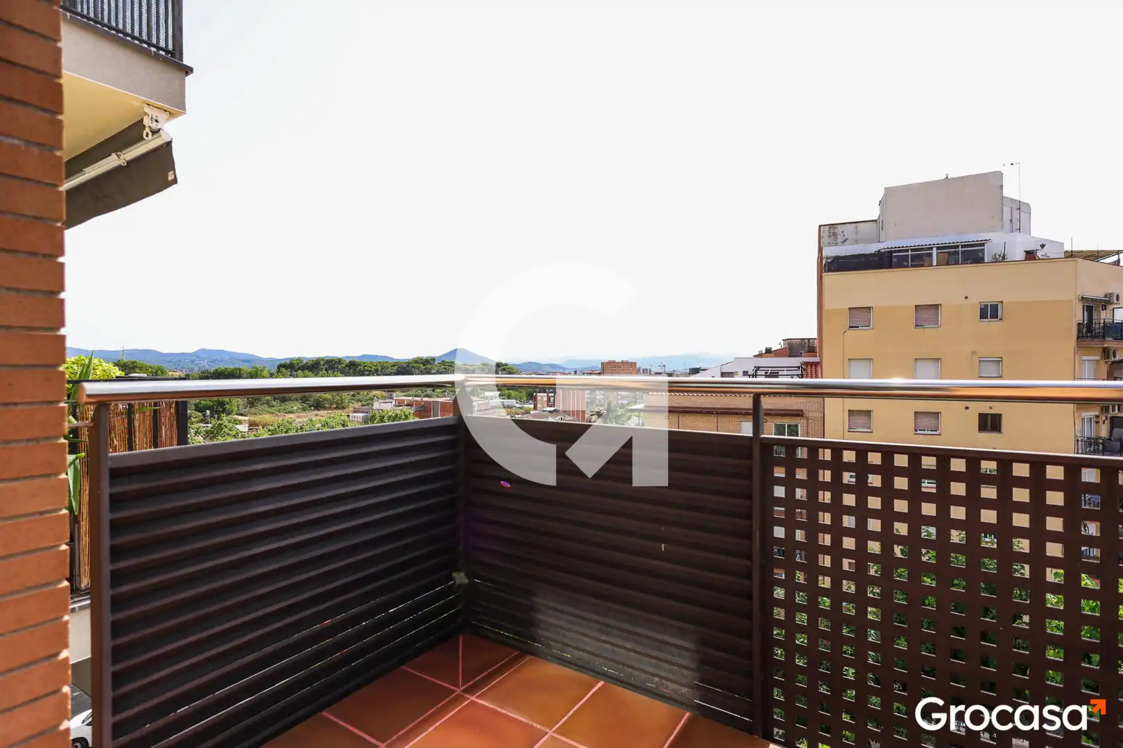 Terrace of Flat for sale in Rubí  with Air Conditioner, Heating and Oven
