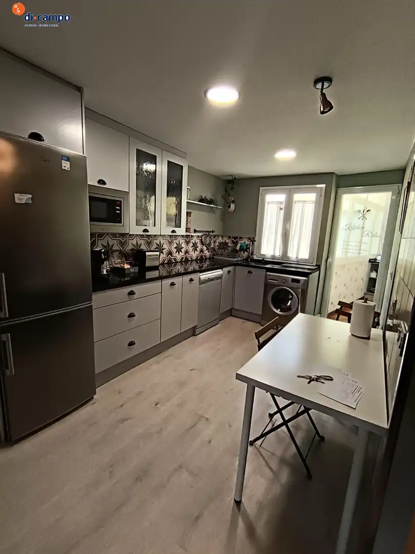 Kitchen of Flat for sale in Valladolid  with Air Conditioner, Heating and Furnished