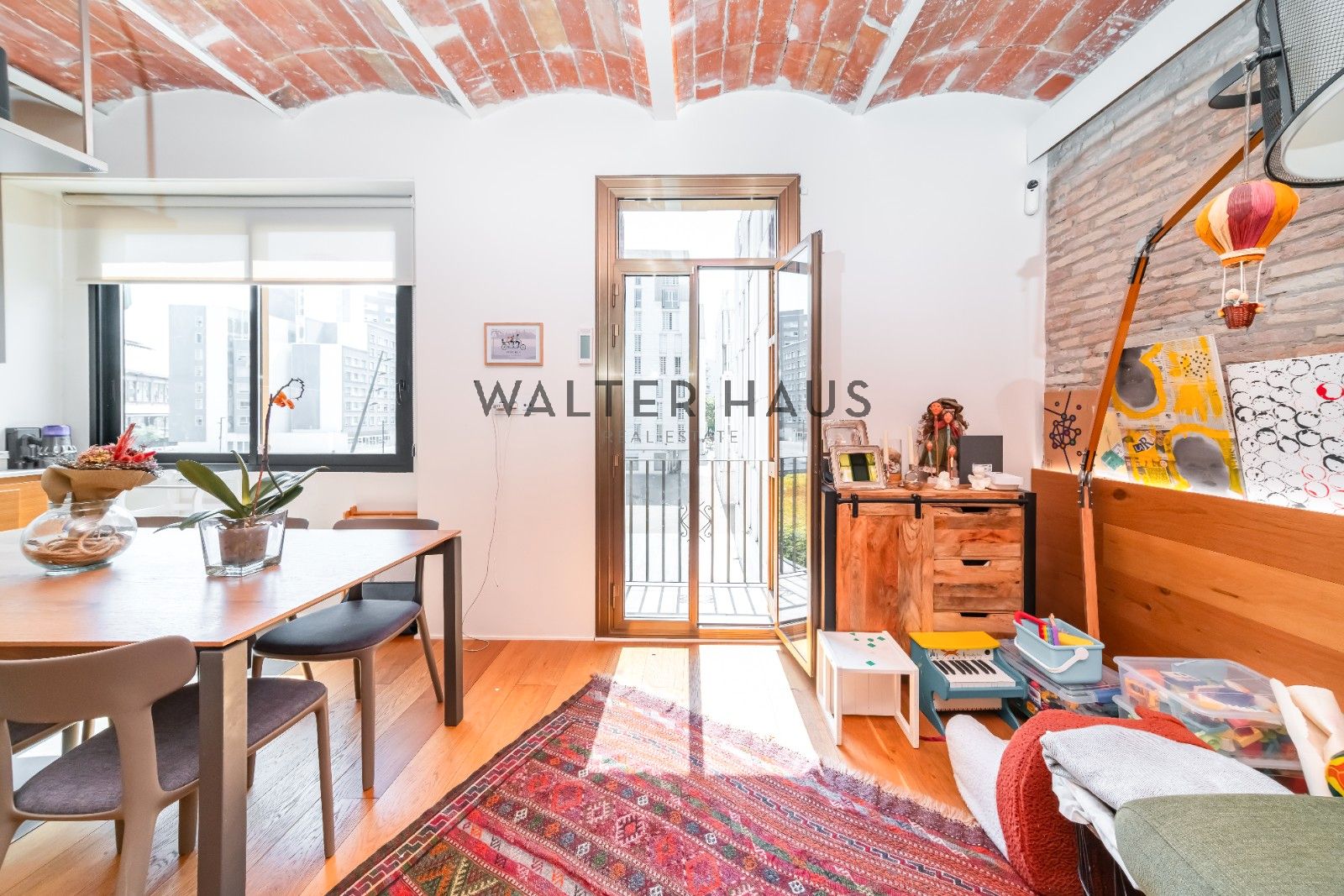 Bedroom of Flat for sale in  Barcelona Capital  with Air Conditioner, Heating and Furnished
