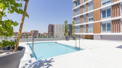 Foto 4 de Piso en venta en Costillares, Madrid Capital