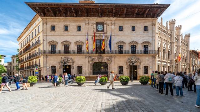 Apartamento en Alquiler en Monti-Sion