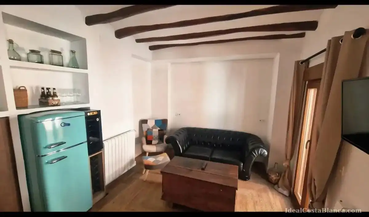 Sala de estar de Casa adosada en venta en Confrides, Alicante