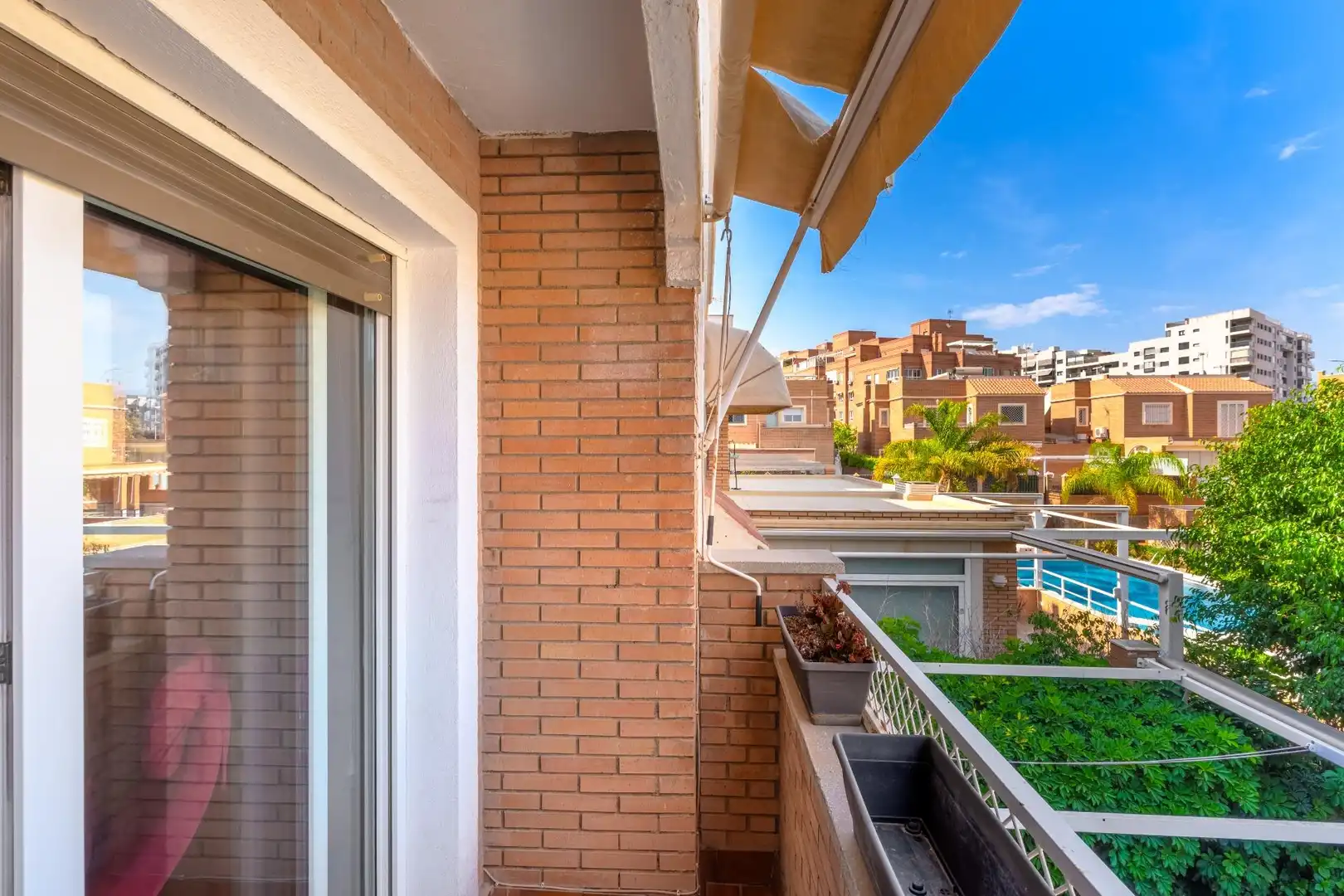 Terrassa de Dúplex en venda en Almería amb Aire condicionat, Calefacció i Jardí privat