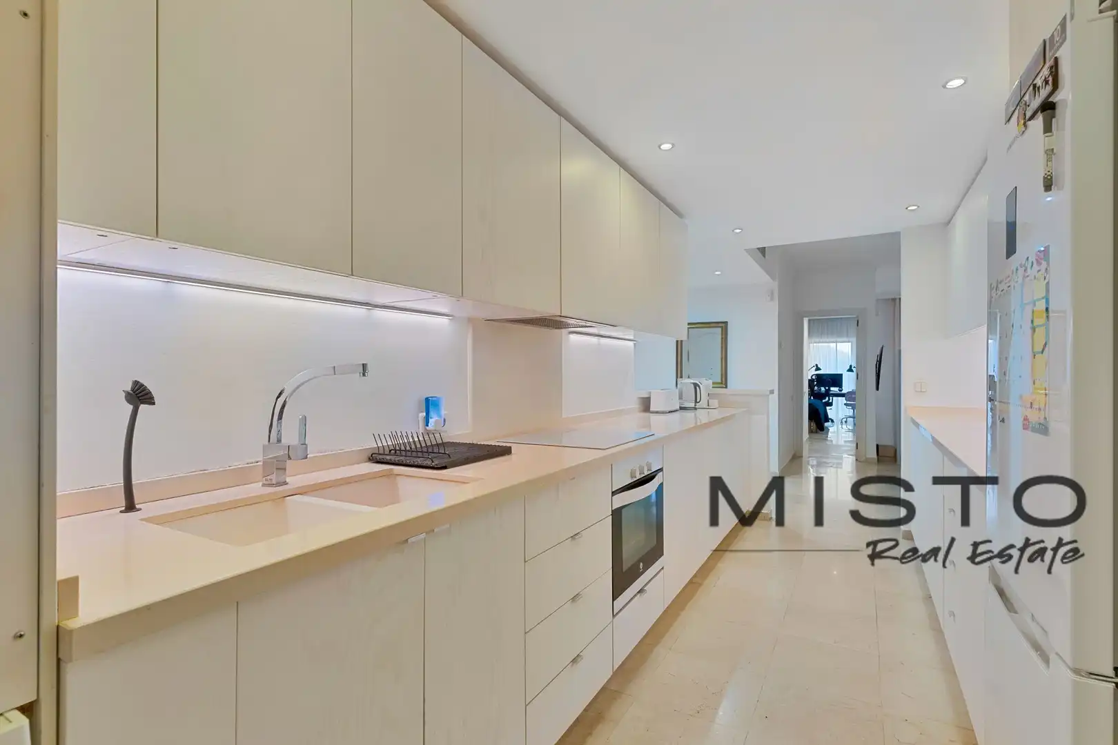 Cocina de Piso en venta en Marbella con Aire acondicionado, Terraza y Piscina
