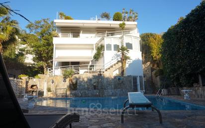 Swimming pool of House or chalet for sale in Castelldefels  with Air Conditioner, Terrace and Swimming Pool