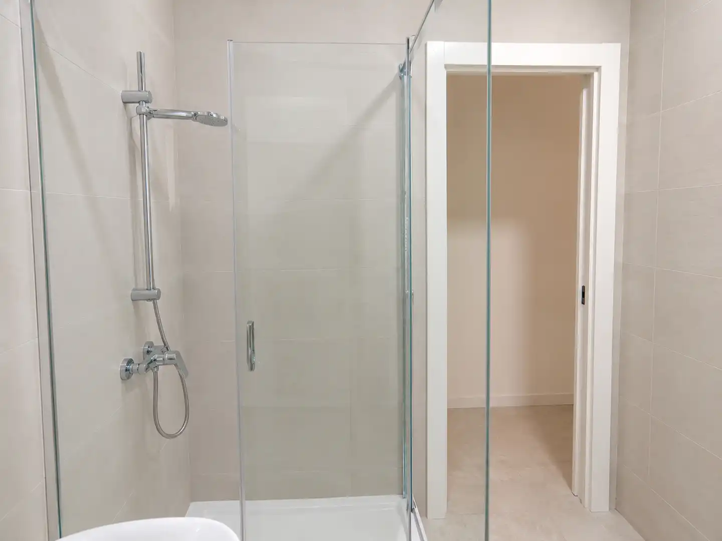 Bathroom of Flat for rent in Santander  with Heating, Terrace and Oven