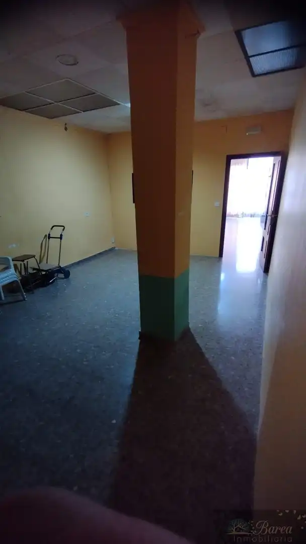 Commercial properties for sale in Rute