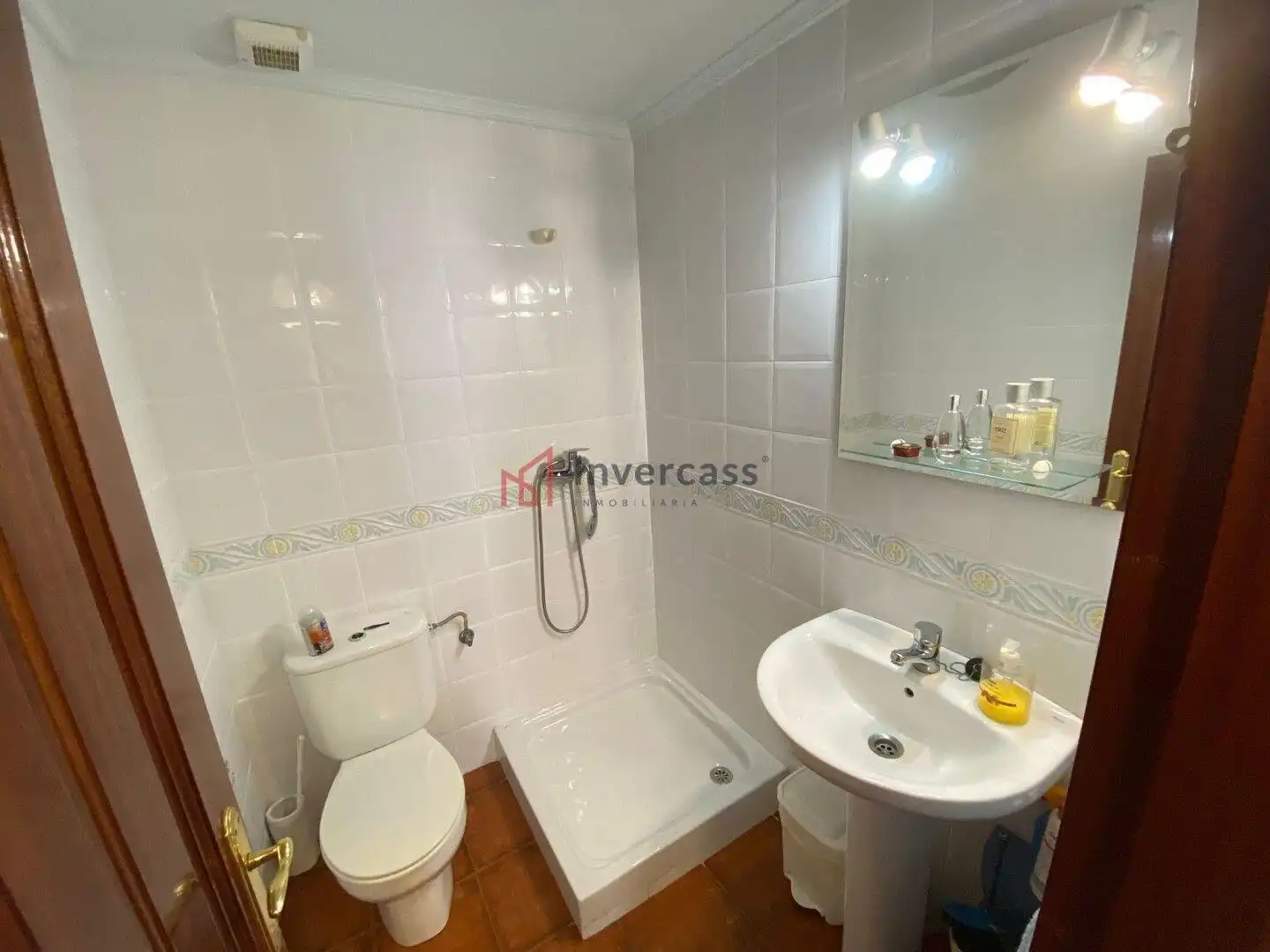 Bathroom of Houses for sale in Castro-Urdiales  with Private garden, Terrace and Storage room