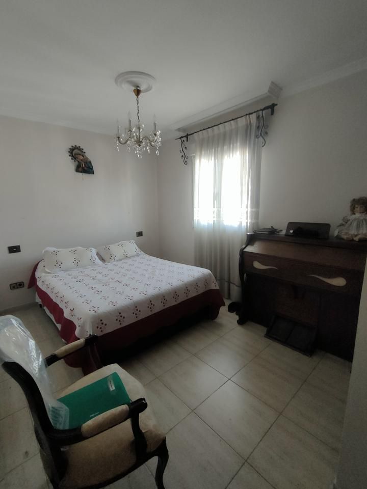 Dormitori de Casa o xalet en venda en Alcalá de Henares amb Calefacció