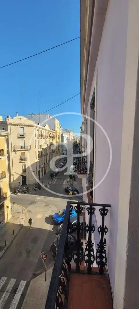 Außenansicht von Wohnung zur Miete in Valencia mit Klimaanlage, Möbliert und Balkon