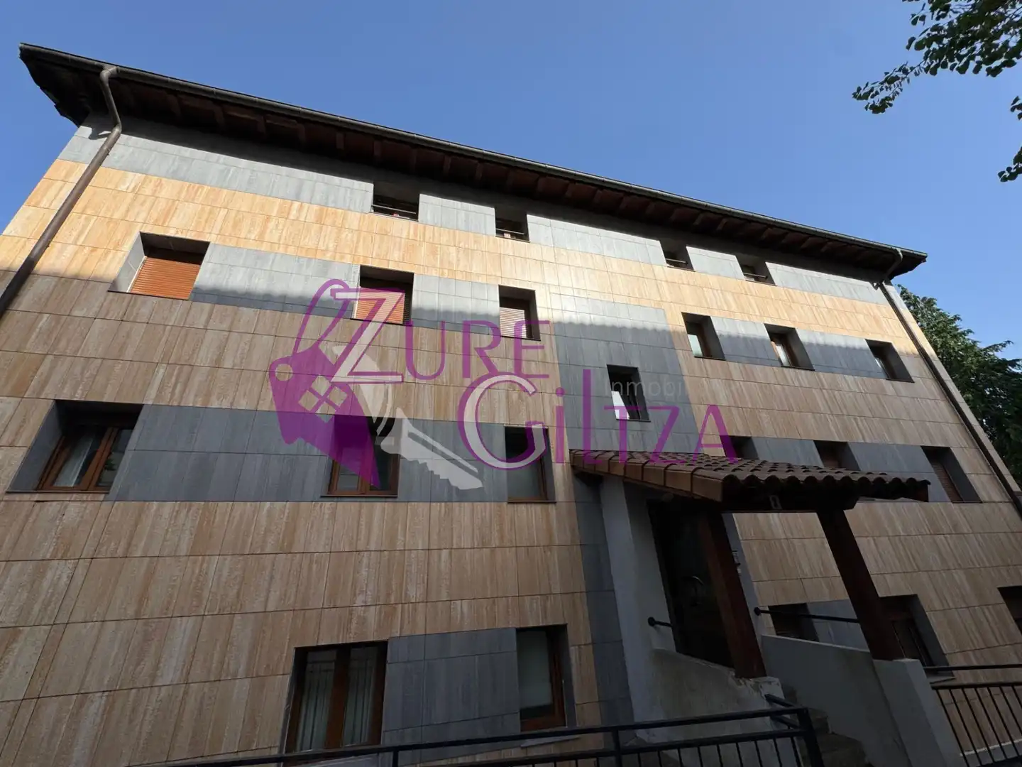 Exterior view of Flat for sale in Elgeta  with Heating and Furnished