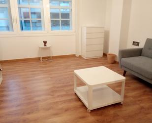 Sala d'estar de Pis en venda en Ourense Capital  amb Calefacció