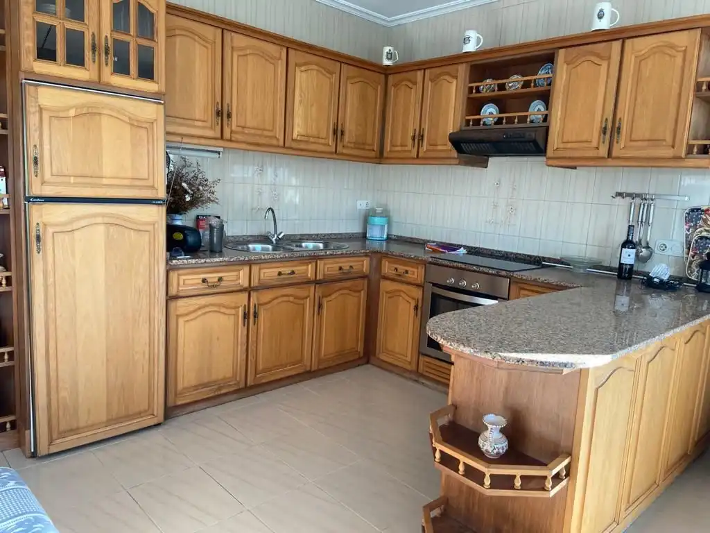 Cocina de Casa o chalet en venta en Ferrol con Calefacción, Jardín privado y Terraza