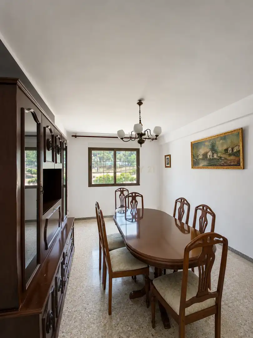 Comedor de Edificio en venta en Valencia de Alcántara