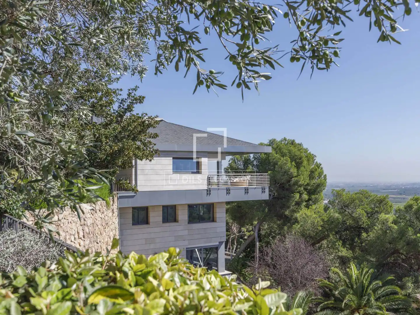 Vista exterior de Casa o xalet en venda en Rocafort amb Aire condicionat, Calefacció i Jardí privat
