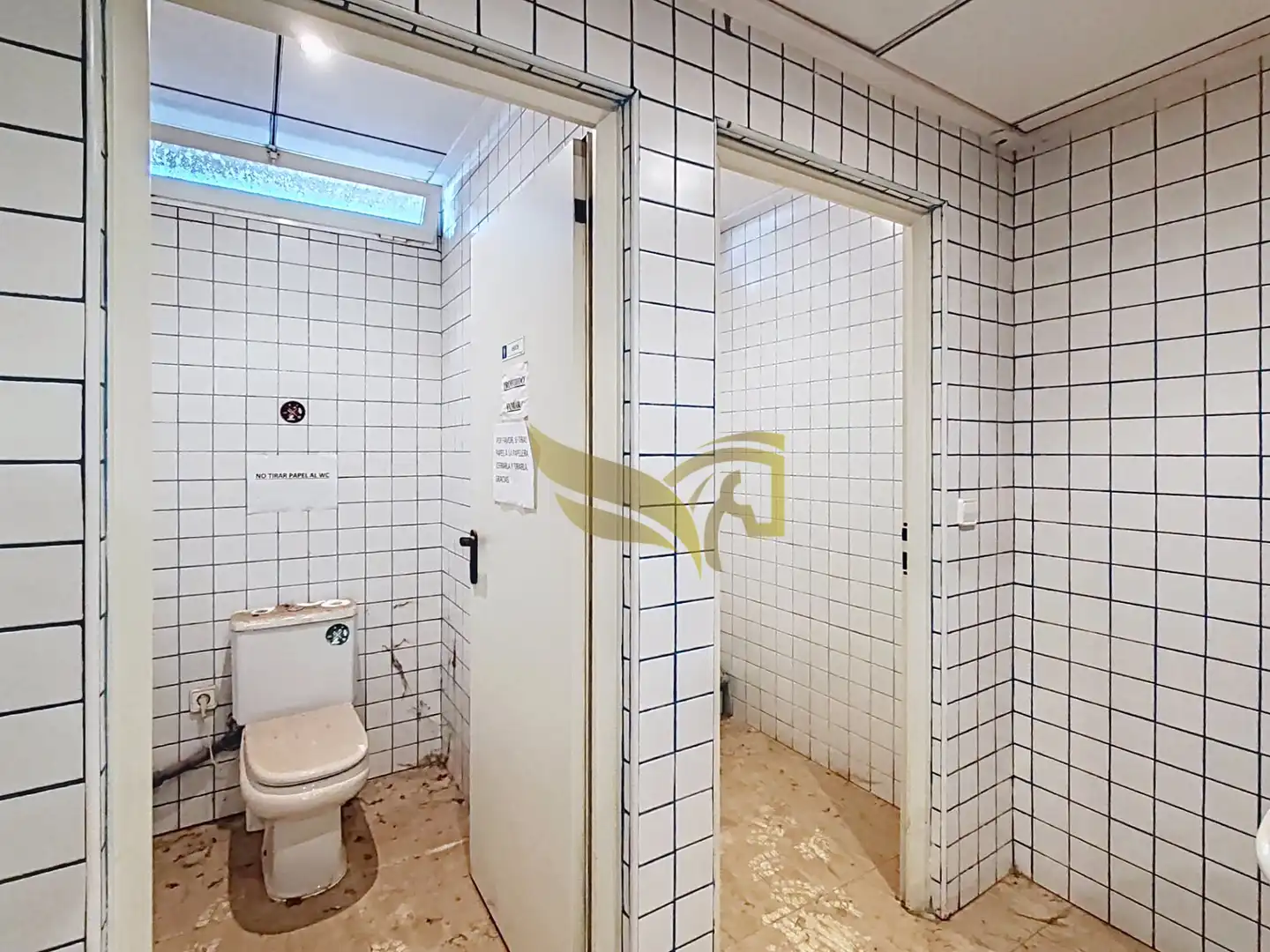 Baño de Local en venta en Alcantarilla con Aire acondicionado, Amueblado y Internet