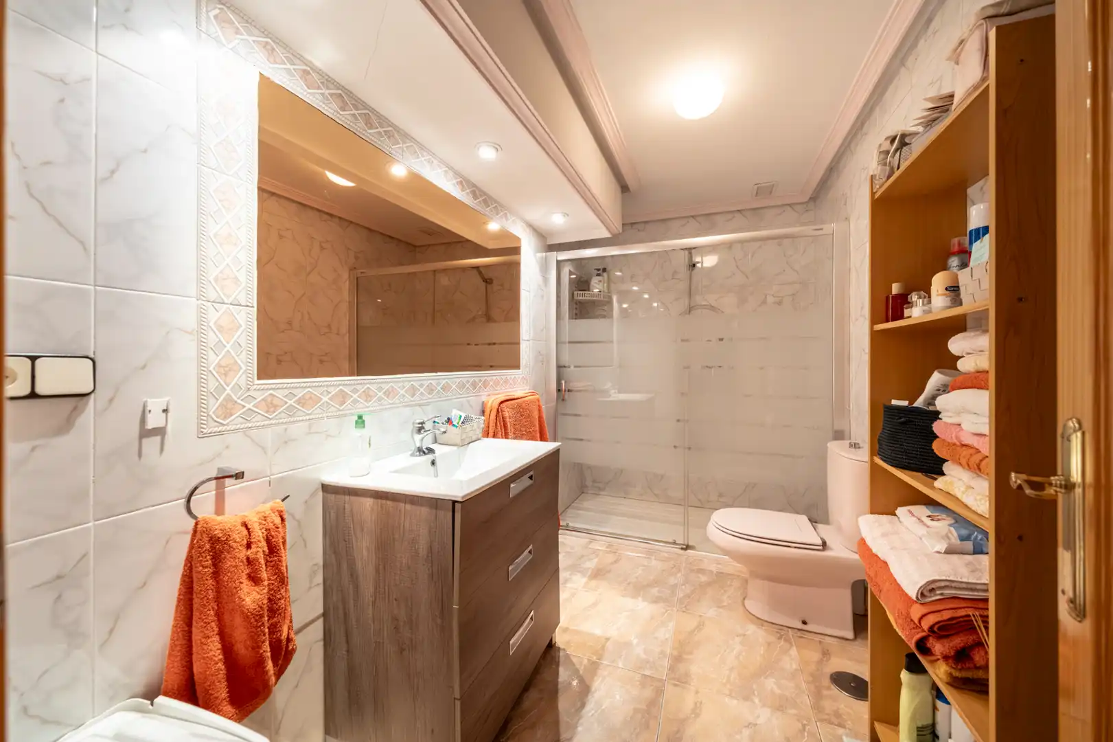 Bathroom of Detached homes for sale in Chinchón  with Air Conditioner, Heating and Private garden
