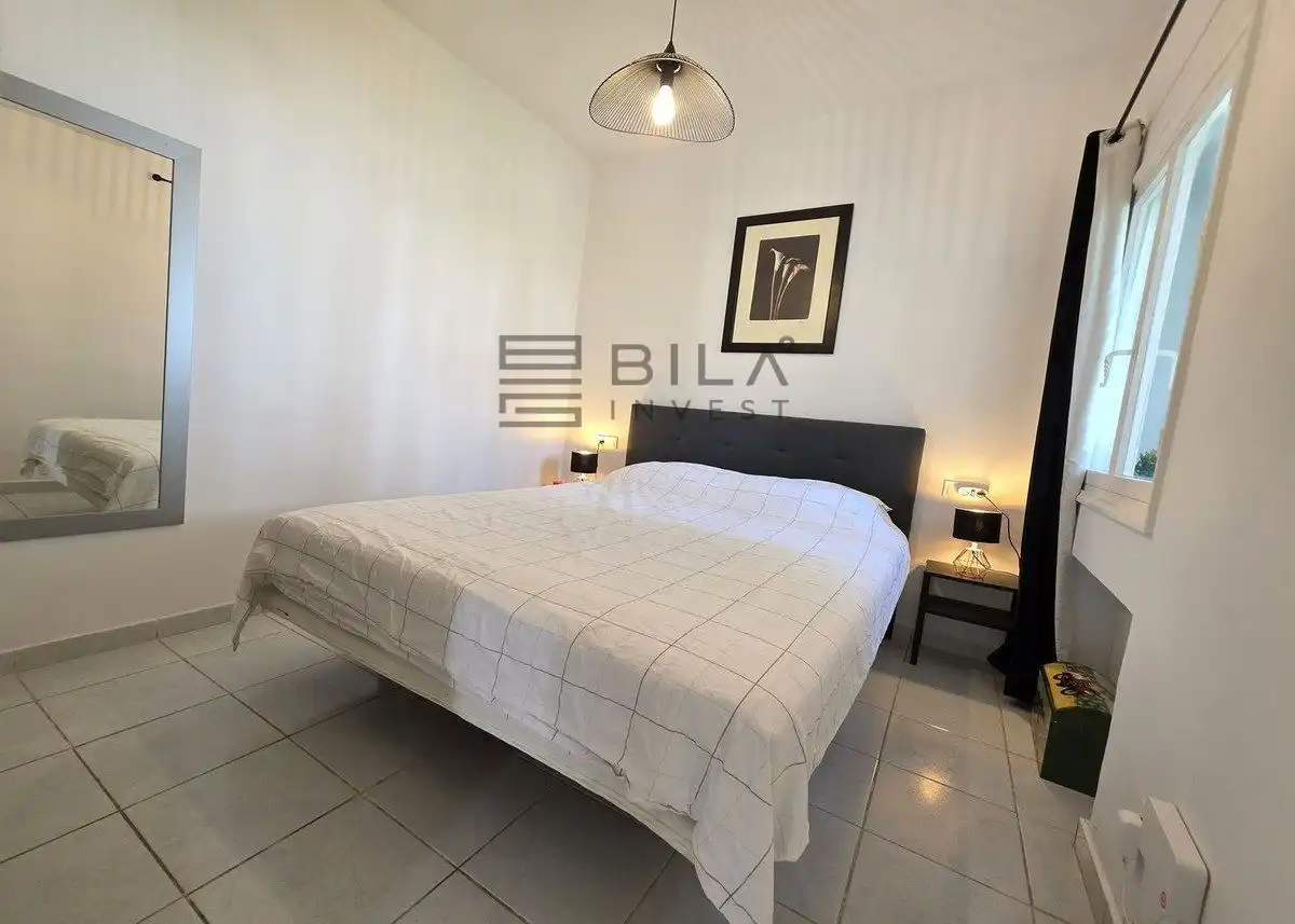 Habitación de Casa adosada en venta en Marbella con Aire acondicionado, Terraza y Trastero