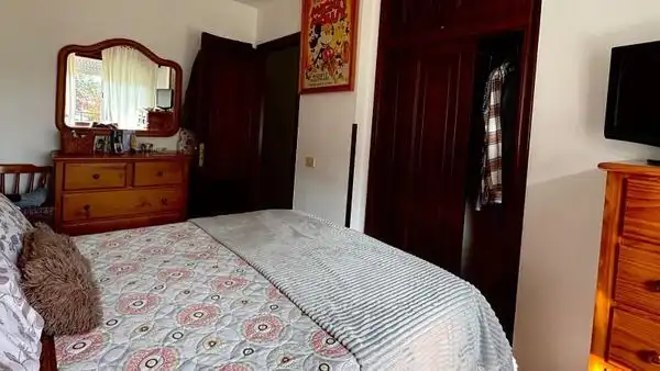Dormitori de Apartament en venda en Moaña amb Calefacció, Parquet i Traster
