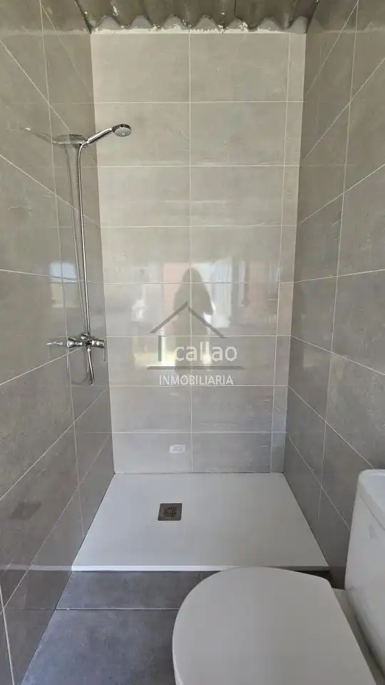 Bathroom of Houses for sale in Ferrol  with Private garden and Swimming Pool