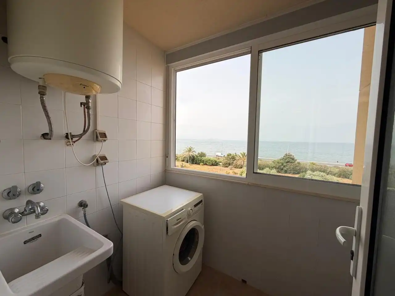 Habitación de Apartamento en venta en La Manga del Mar Menor con Aire acondicionado, Calefacción y Jardín privado