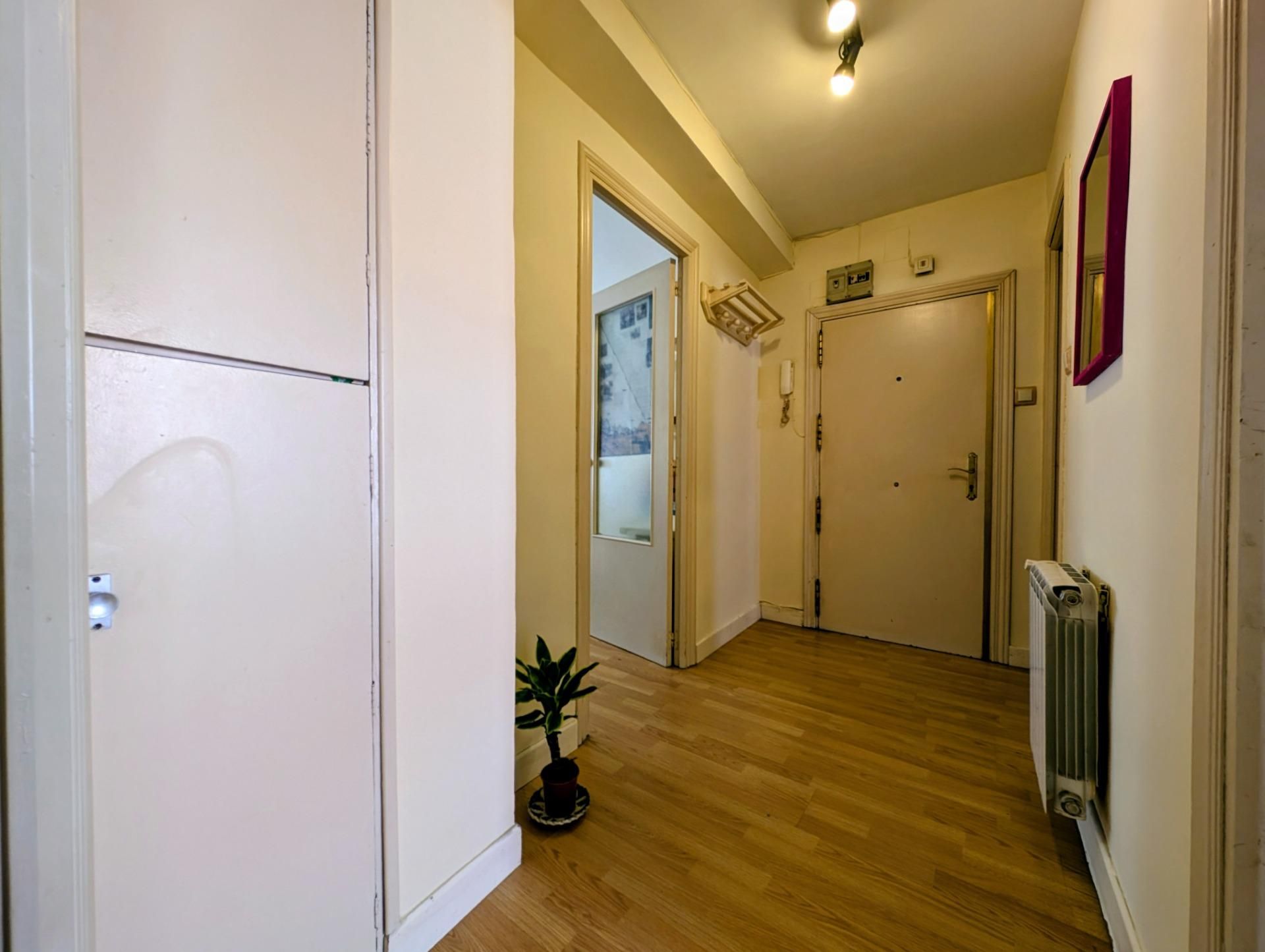 Piso de alquiler en  Madrid Capital con Calefacción y Balcón