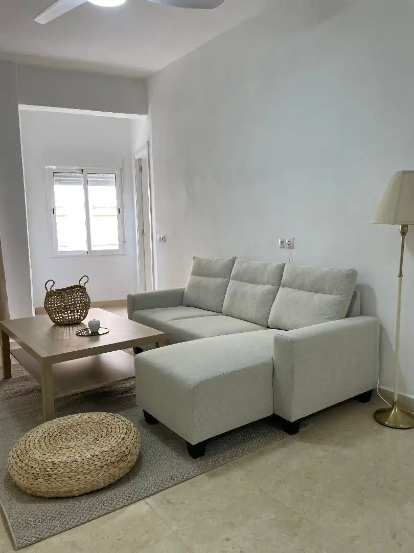 Flat for rent in Avenida de la Industria, 38, Centro