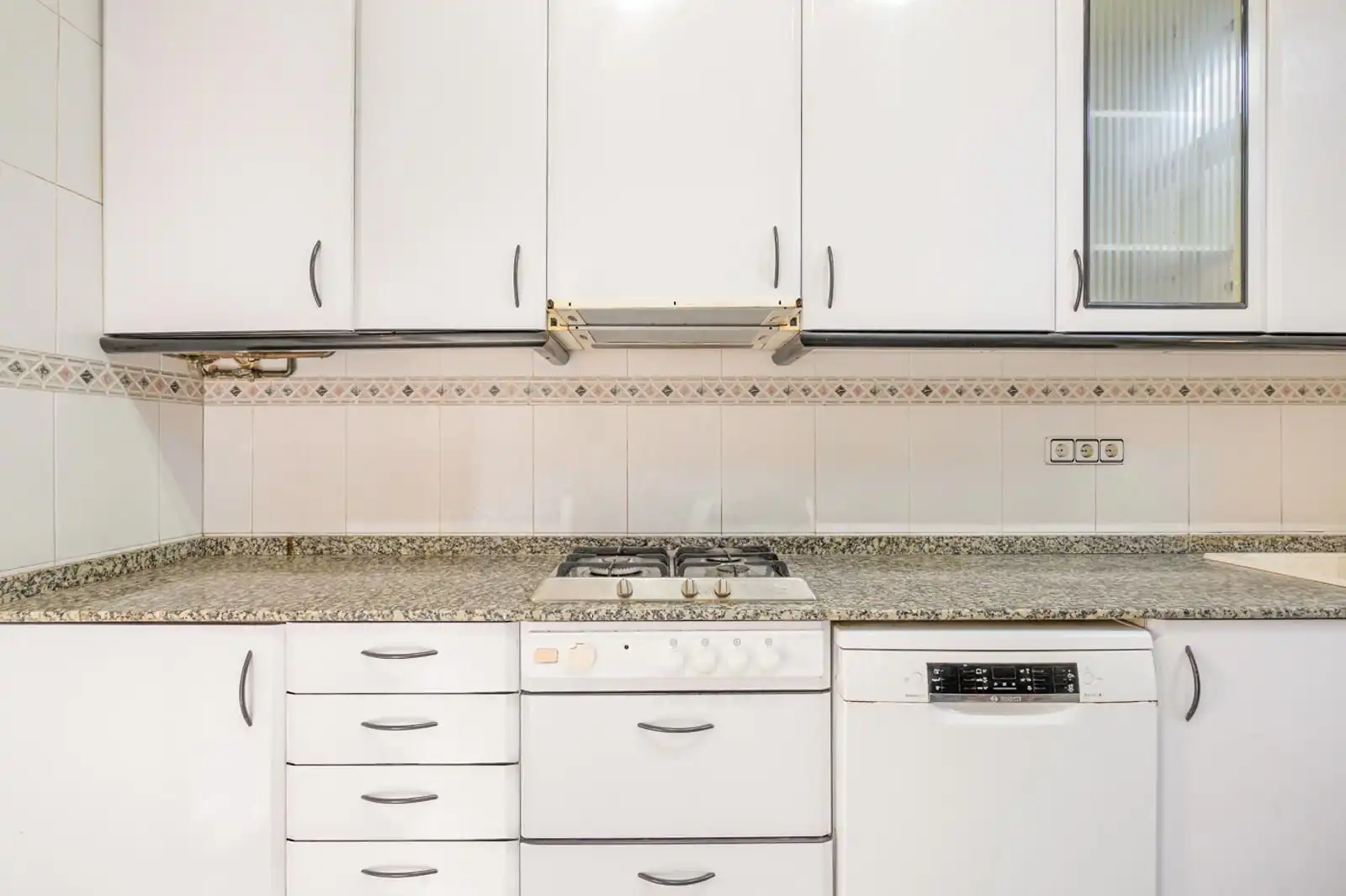Cocina de Casa o chalet en venta en Sant Feliu de Llobregat con Calefacción, Jardín privado y Terraza