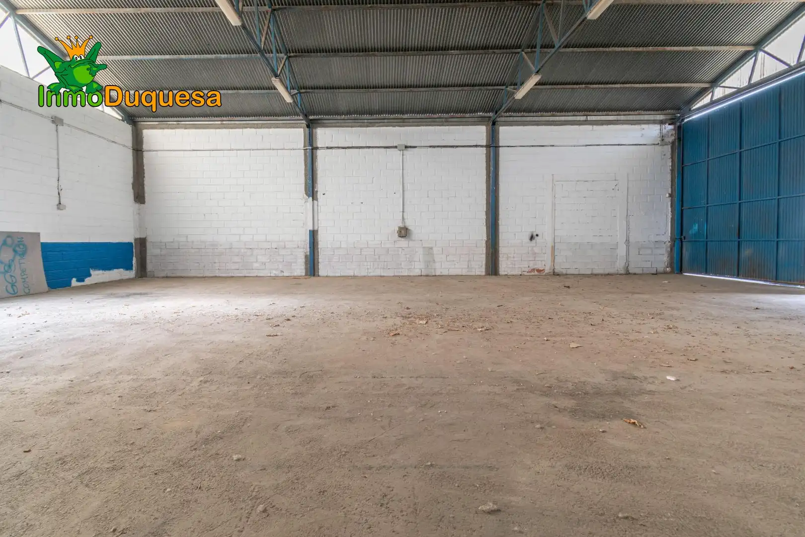 Industrial buildings for sale in Jun