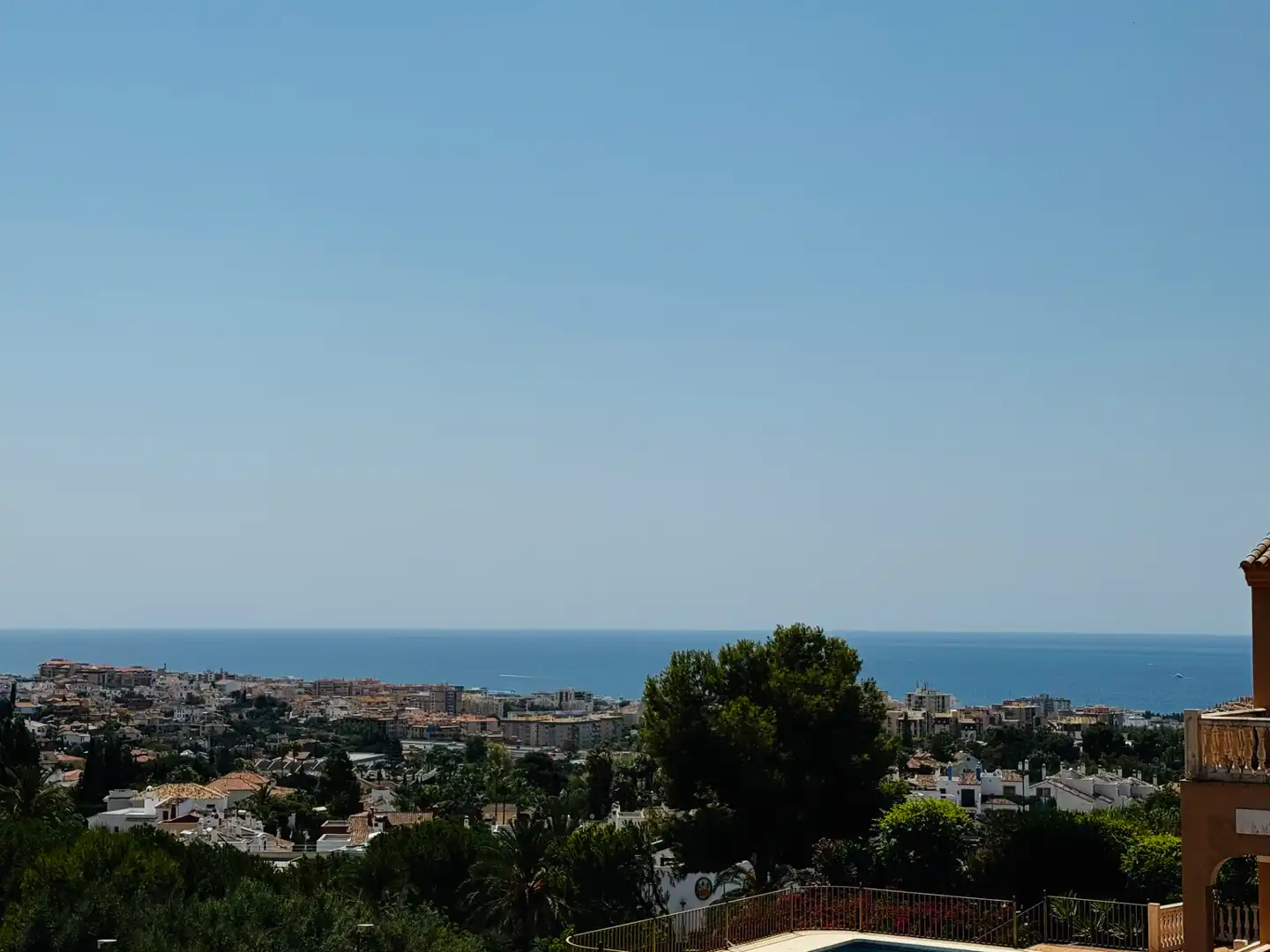 Vista exterior de Casa o chalet en venta en Marbella con Aire acondicionado, Calefacción y Jardín privado