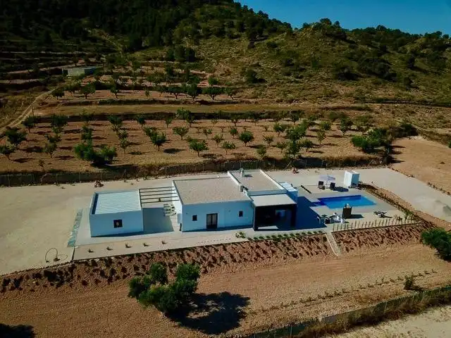 Casa con jardín en venta en Jumilla, imagen 3