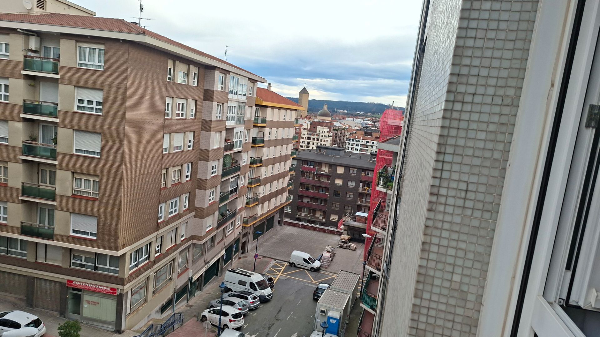 Exterior view of Flat for sale in Portugalete  with Heating, Furnished and Oven