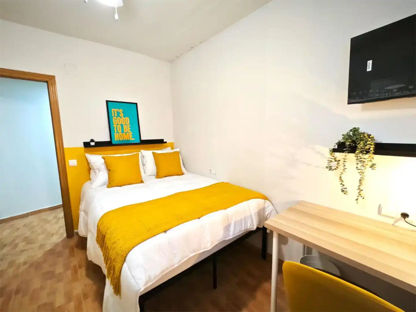 Bedroom of Flat for share in León Capital   with Storage room and Furnished
