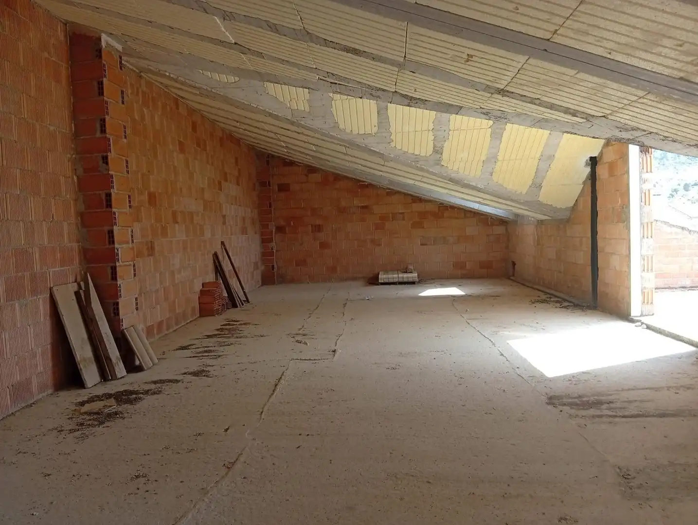 Casa o xalet en venda en Cuevas de San Marcos amb Terrassa, Traster i Piscina