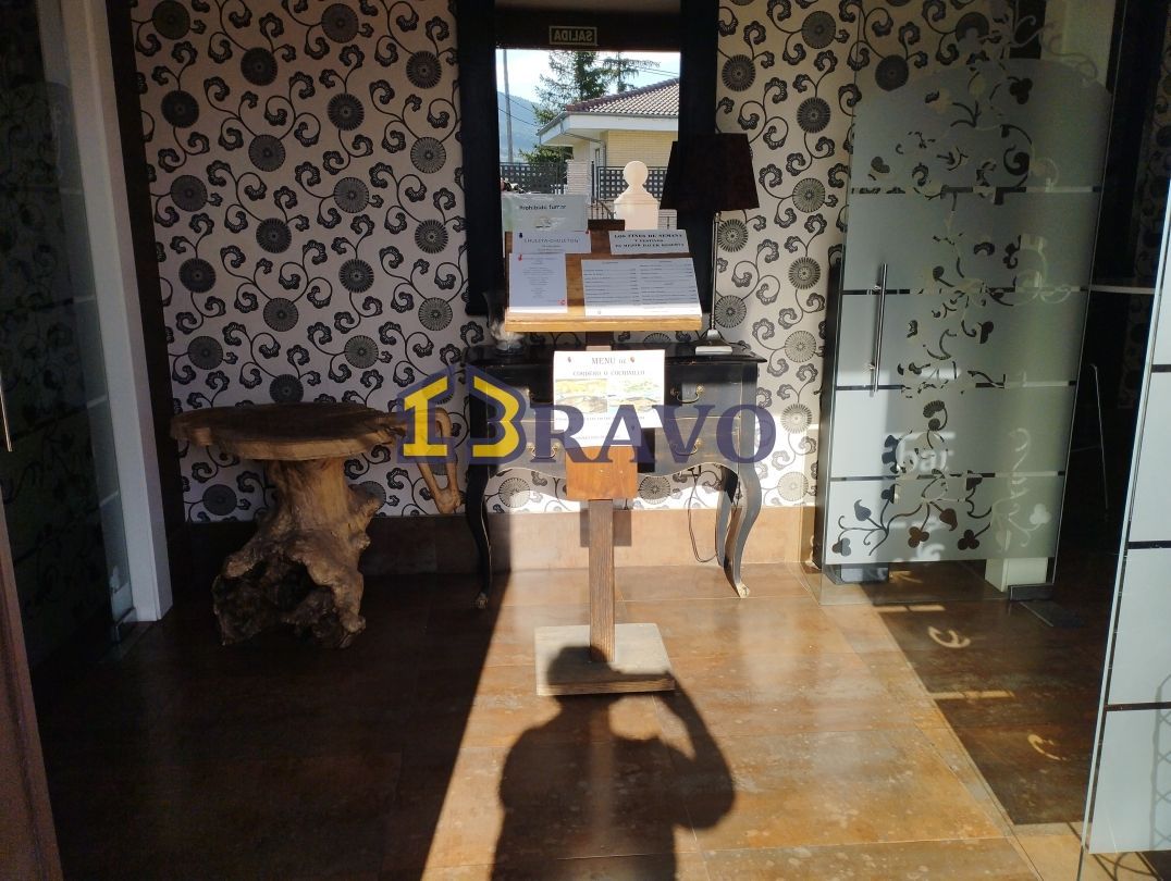 Premises for sale in Valle de Losa  with Furnished