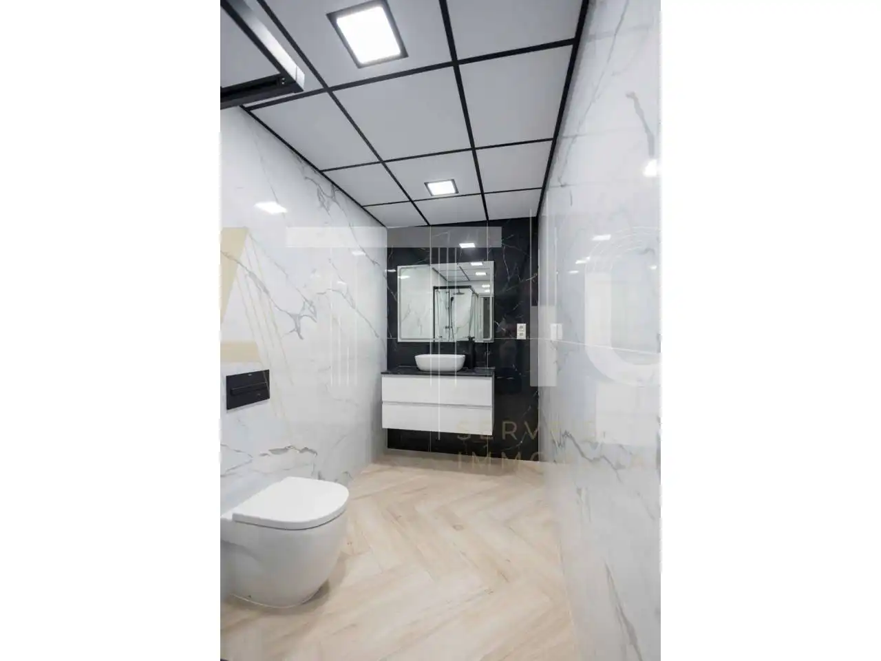 Bathroom of Flat for sale in Sabadell  with Air Conditioner