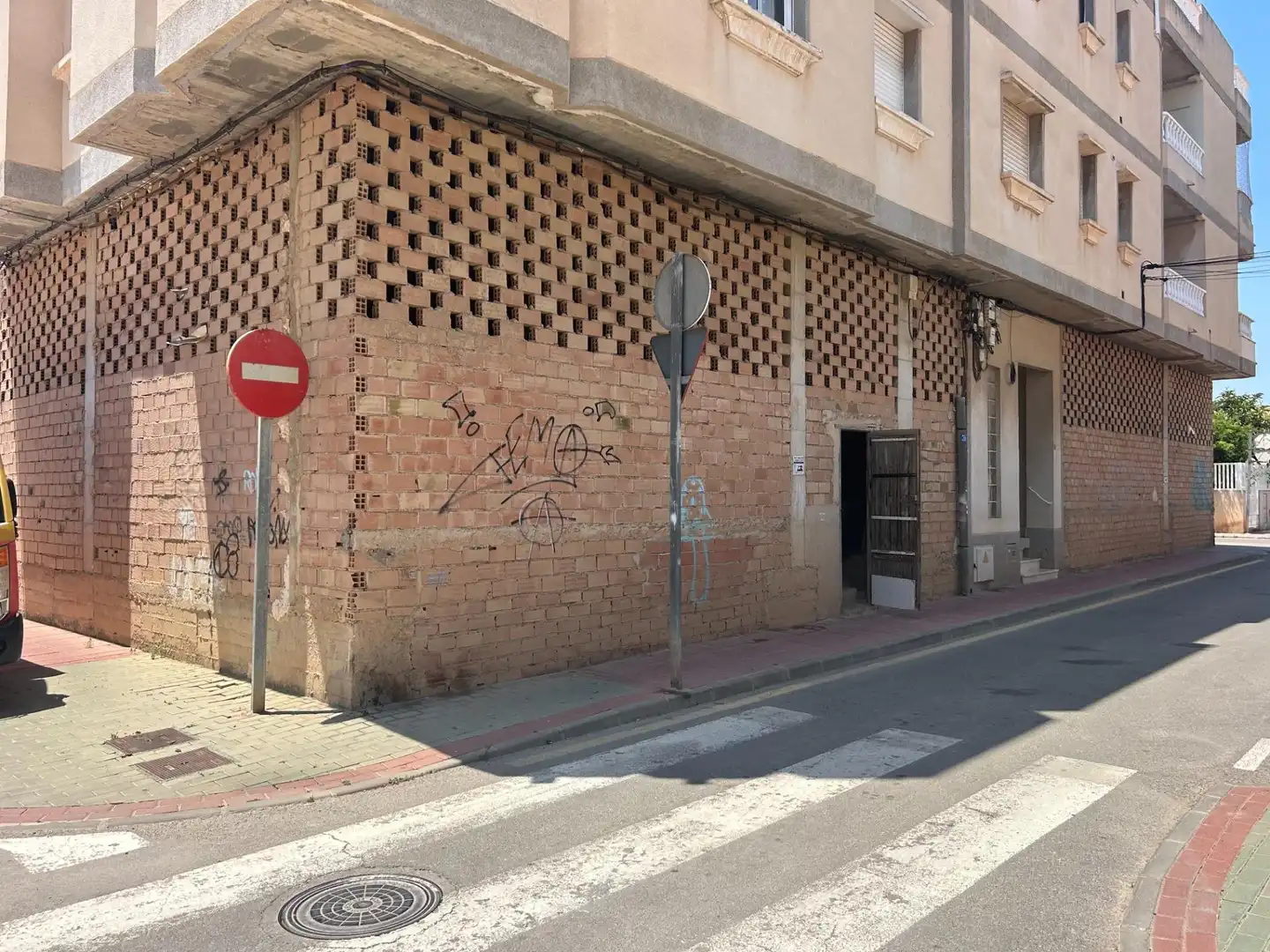 Business premises for sale in Calle de la Luz 33