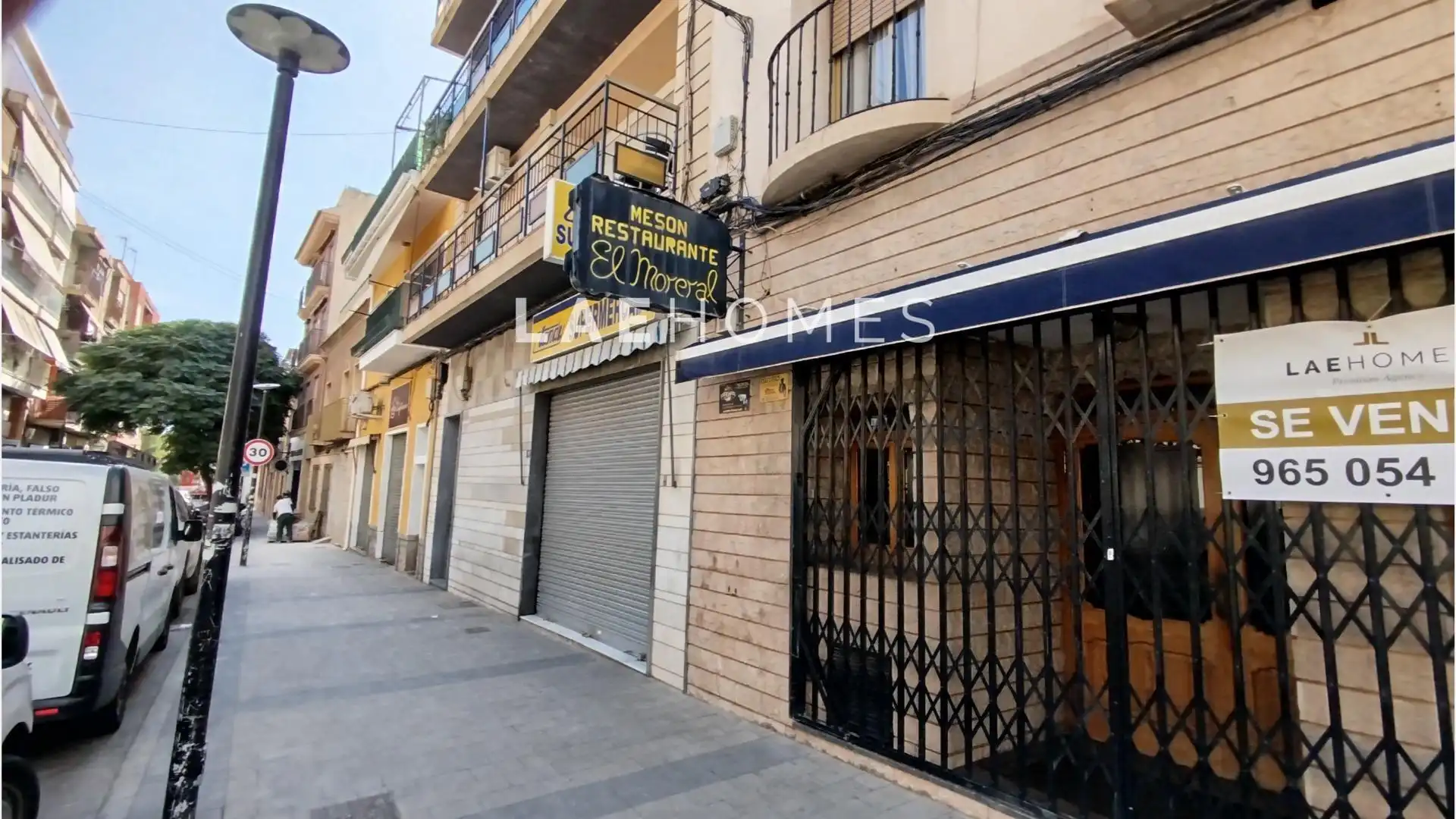 Vista exterior de Local en venda en Alicante / Alacant