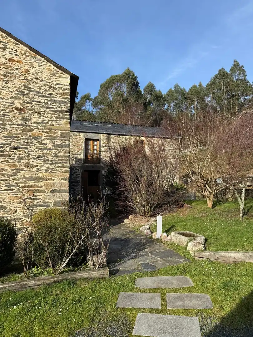 Vista exterior de Finca rústica en venta en Monfero con Calefacción, Jardín privado y Amueblado