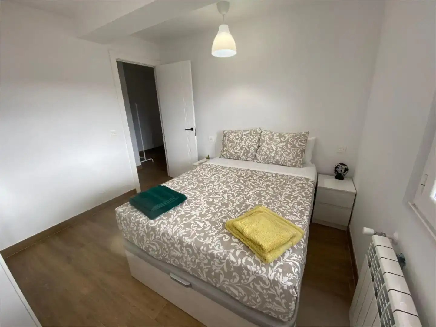 Schlafzimmer von Dachboden zur Miete in Oviedo 