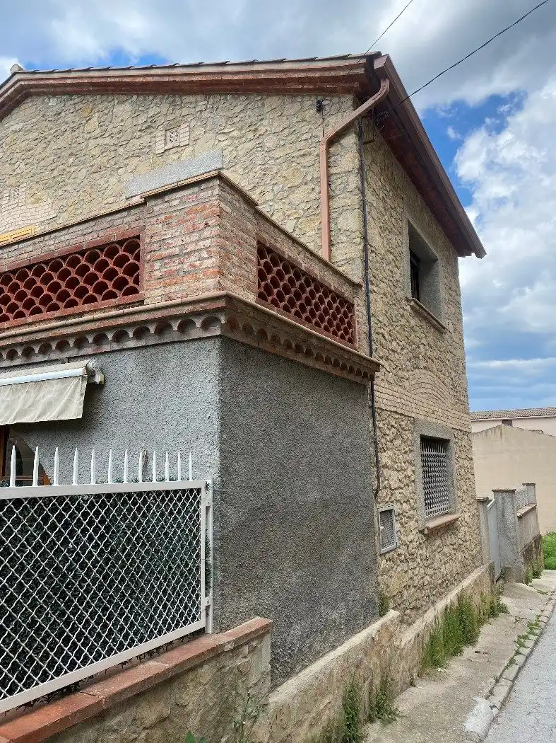 Vista exterior de Casa adosada en venda en Castellterçol