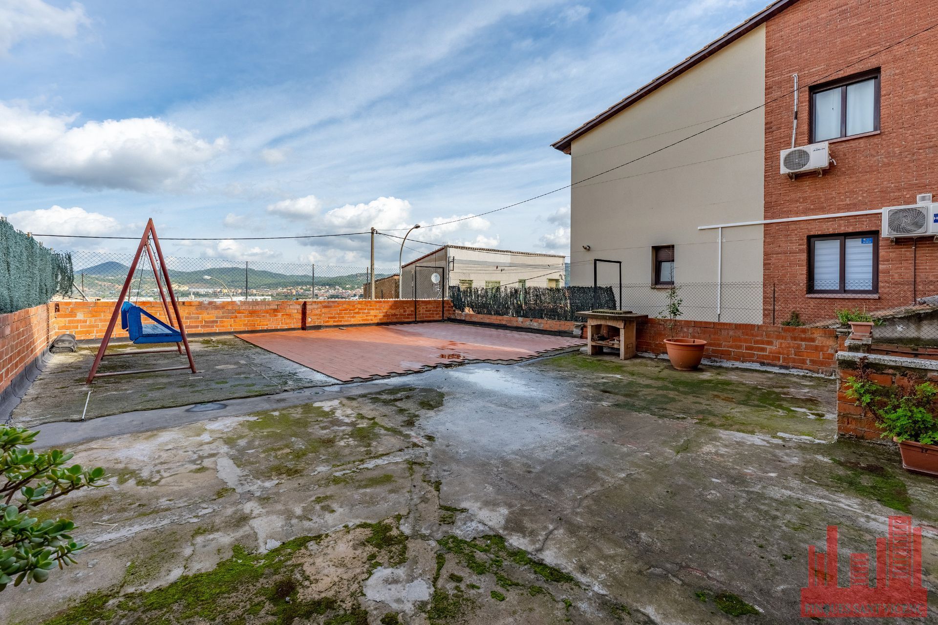 Terrace of Flat for sale in Sant Vicenç Dels Horts  with Heating, Terrace and Storage room