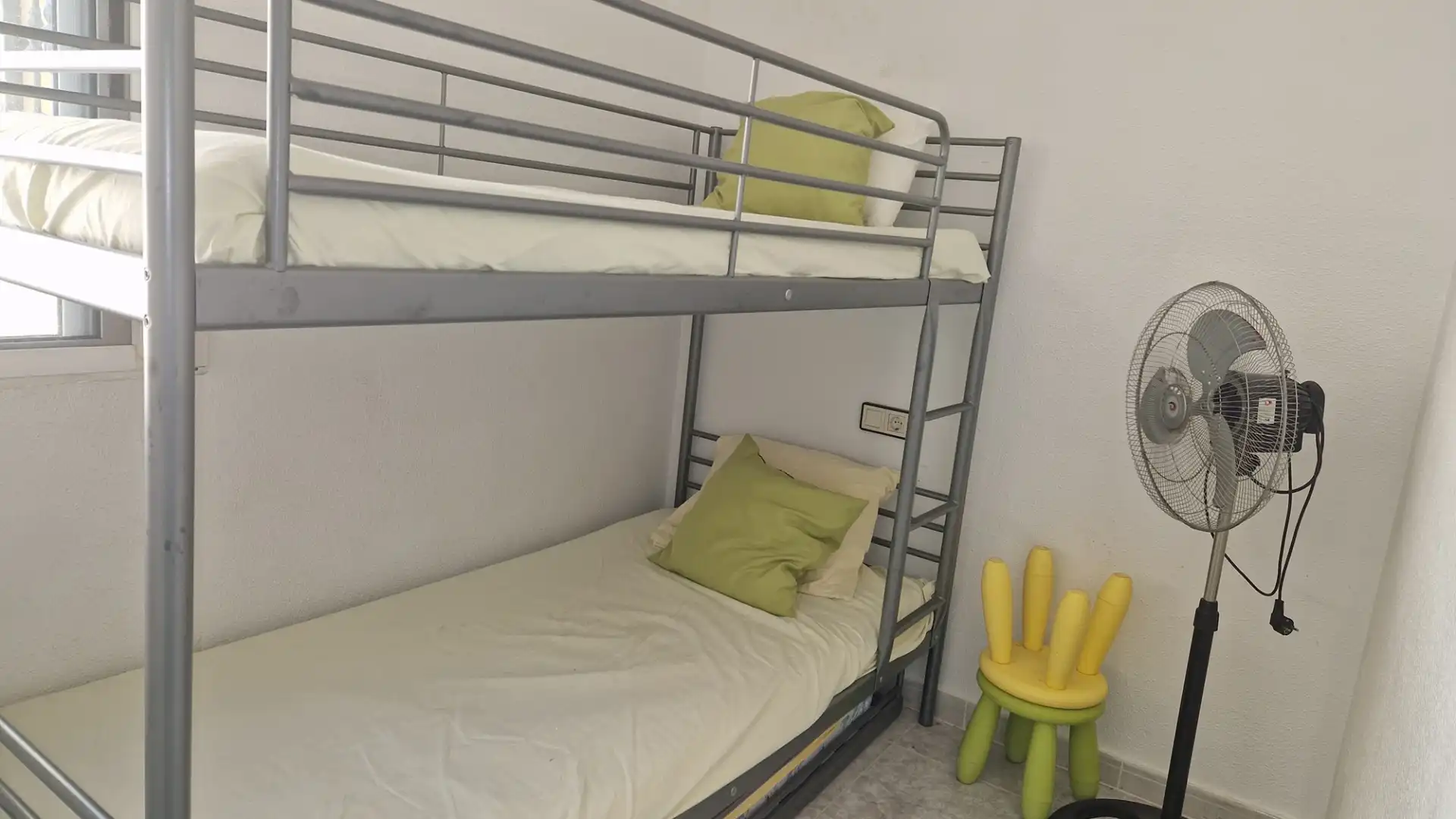 Habitación de Casa o chalet en venta en Torrevieja con Aire acondicionado, Amueblado y Horno